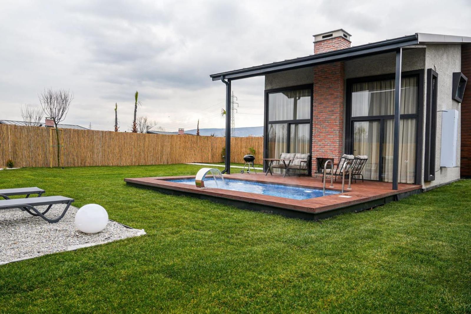 Vital Goel Sapanca Oezel Havuzlu Bungalov & Villa Экстерьер фото