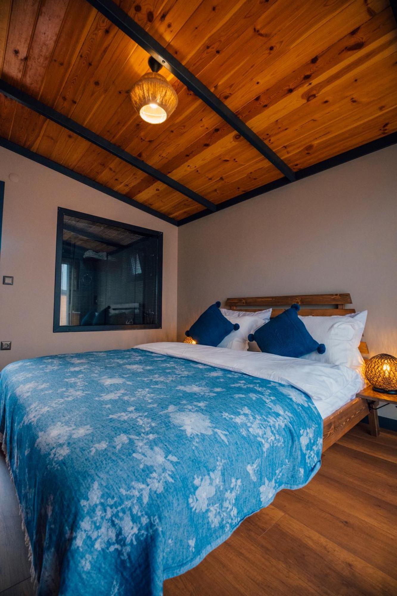 Vital Goel Sapanca Oezel Havuzlu Bungalov & Villa Экстерьер фото