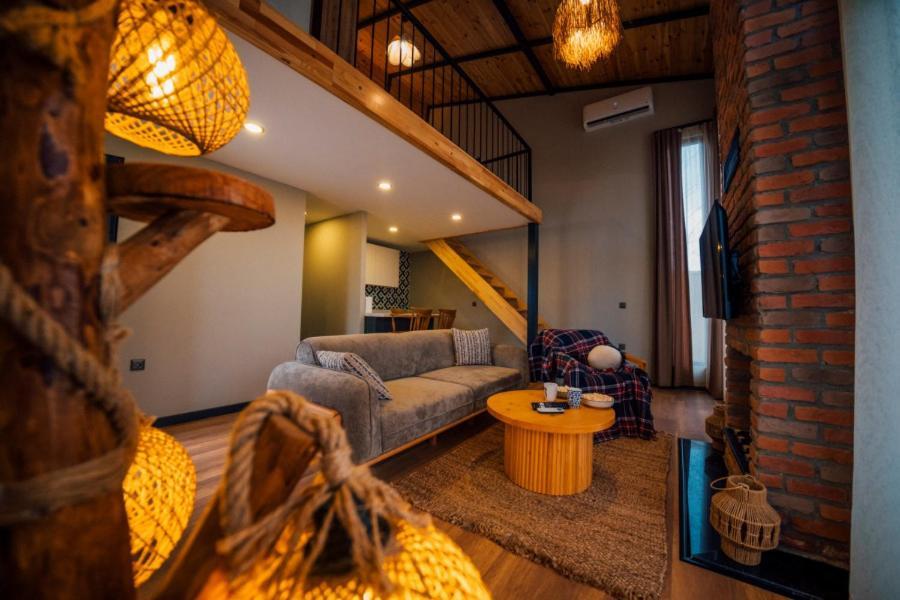 Vital Goel Sapanca Oezel Havuzlu Bungalov & Villa Экстерьер фото