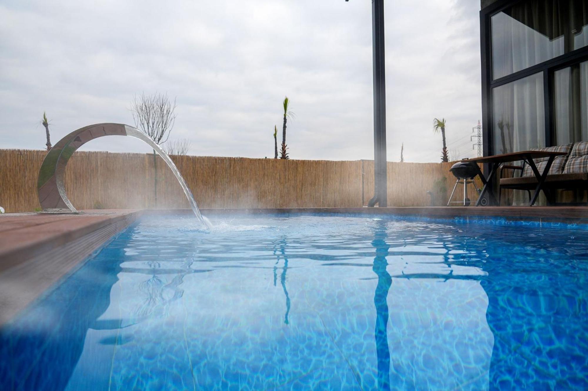 Vital Goel Sapanca Oezel Havuzlu Bungalov & Villa Экстерьер фото